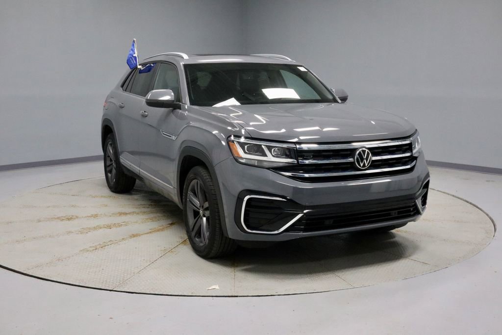 Used 2021 Volkswagen Atlas Cross Sport SE w/ Panoramic Sunroof Package