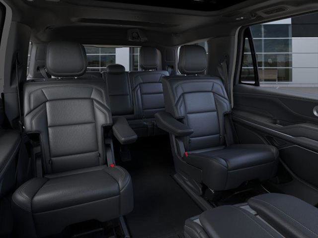 New 2025 Lincoln Navigator Reserve w/ Jet Appearance Package image 11