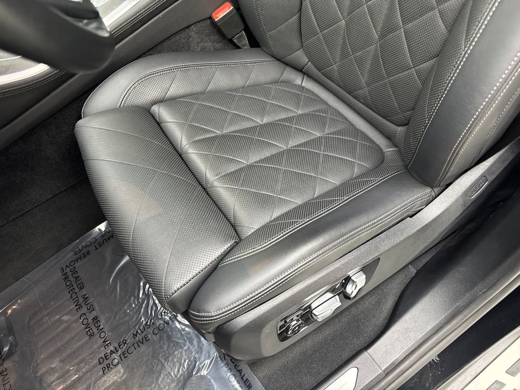 Used 2025 BMW X5 sDrive40i image 30