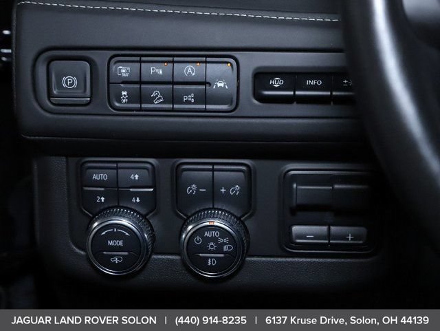 Used 2023 GMC Yukon XL Denali Ultimate AWD/4WD image 25