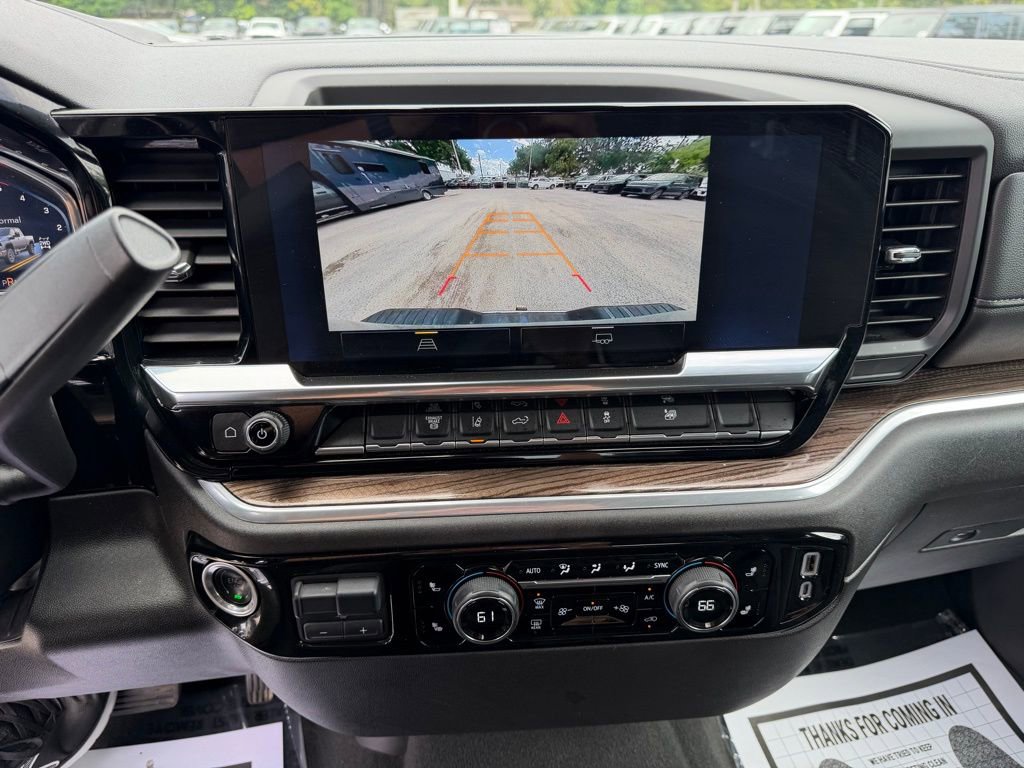 Used 2025 Chevrolet Silverado 2500 LT w/ Convenience Package image 26