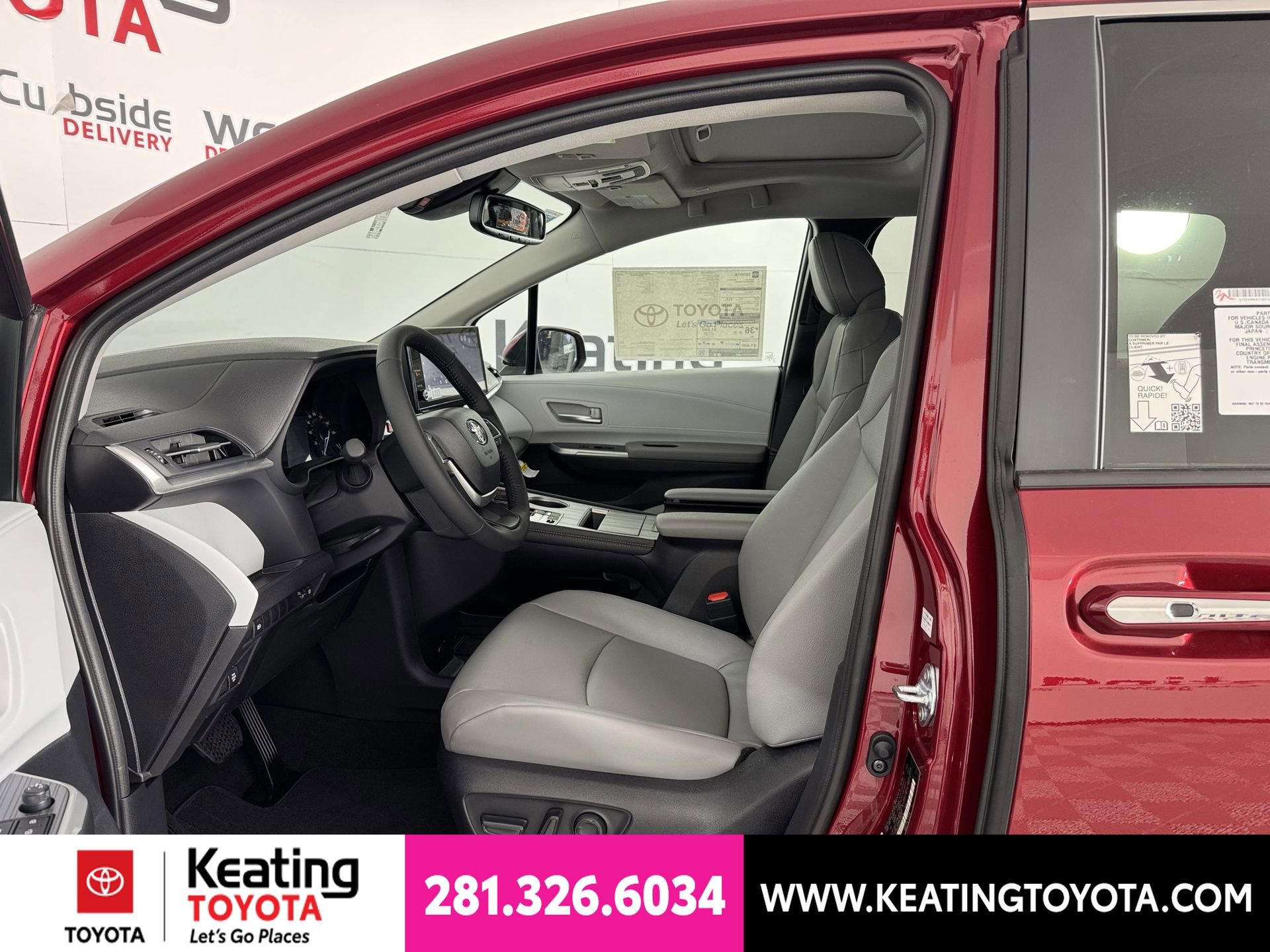 New 2026 Toyota Sienna XLE FWD image 5