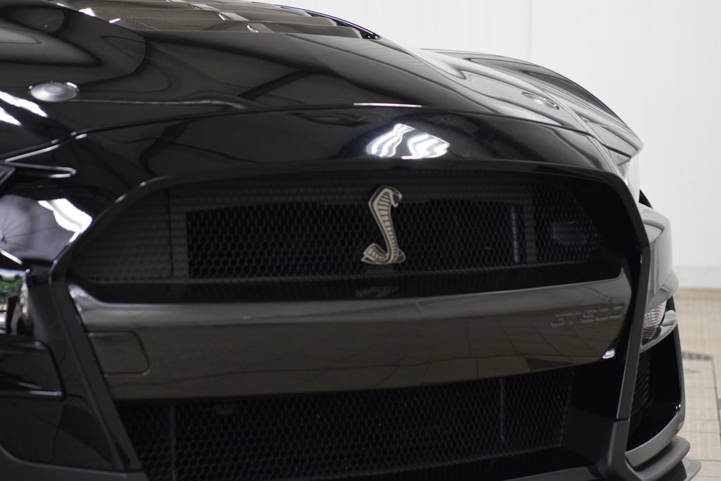Used 2021 Ford Mustang Shelby GT500 w/ Technology Package RWD image 11