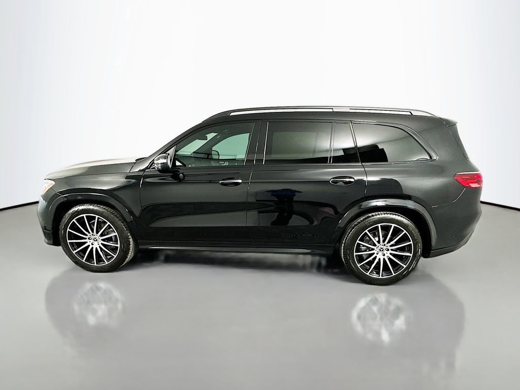 Used 2025 Mercedes-Benz GLS 450 4MATIC image 8