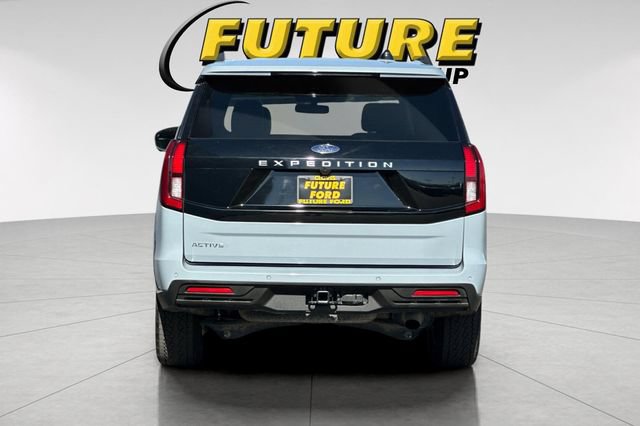Used 2025 Ford Expedition Active AWD/4WD image 4