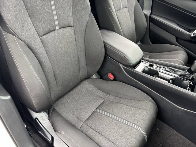 Used 2025 Honda Accord Sport image 11