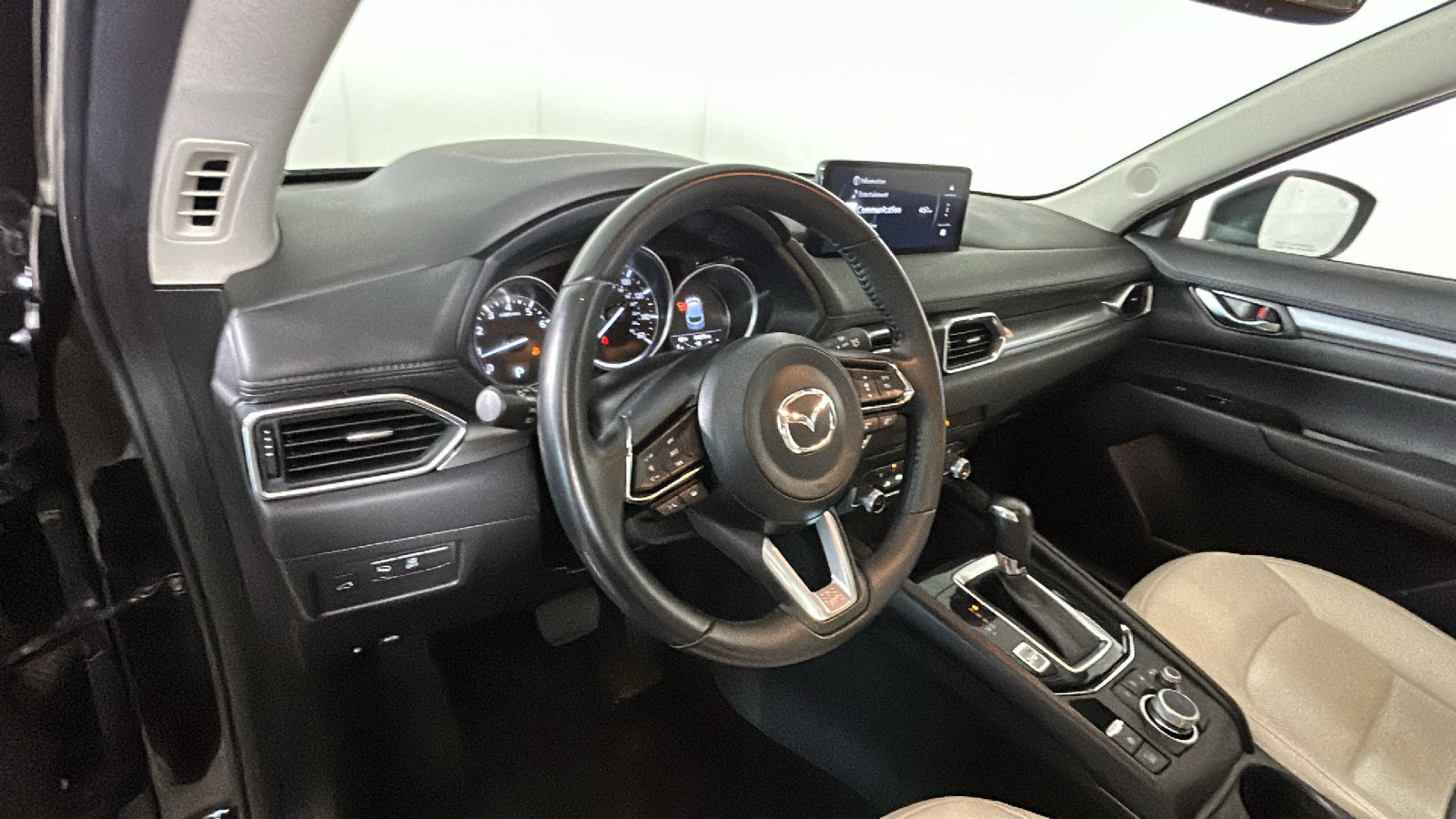 Used 2025 MAZDA CX-5 AWD 2.5 S w/ Preferred Package image 16