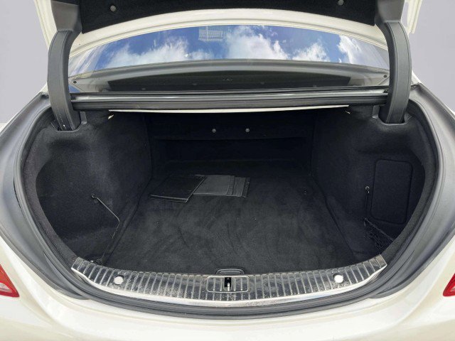 Used 2017 Mercedes-Benz S 550 Sedan image 60