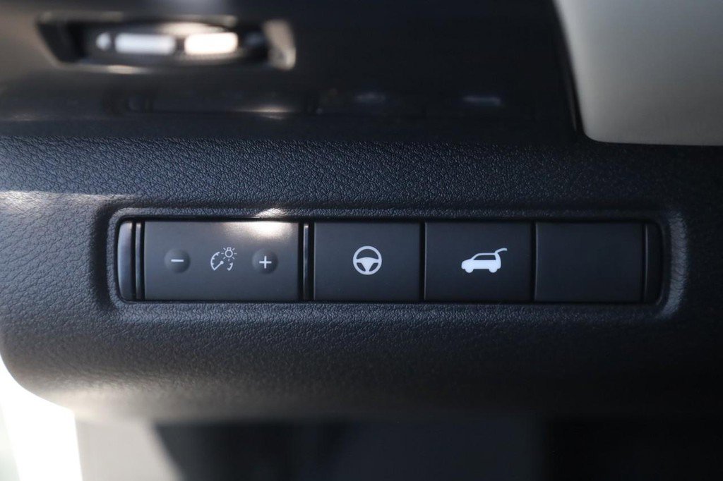 New 2026 Nissan Pathfinder SL image 12