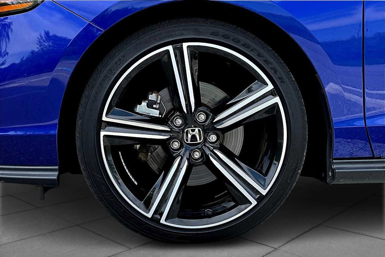 Used 2023 Honda Accord Sport image 19