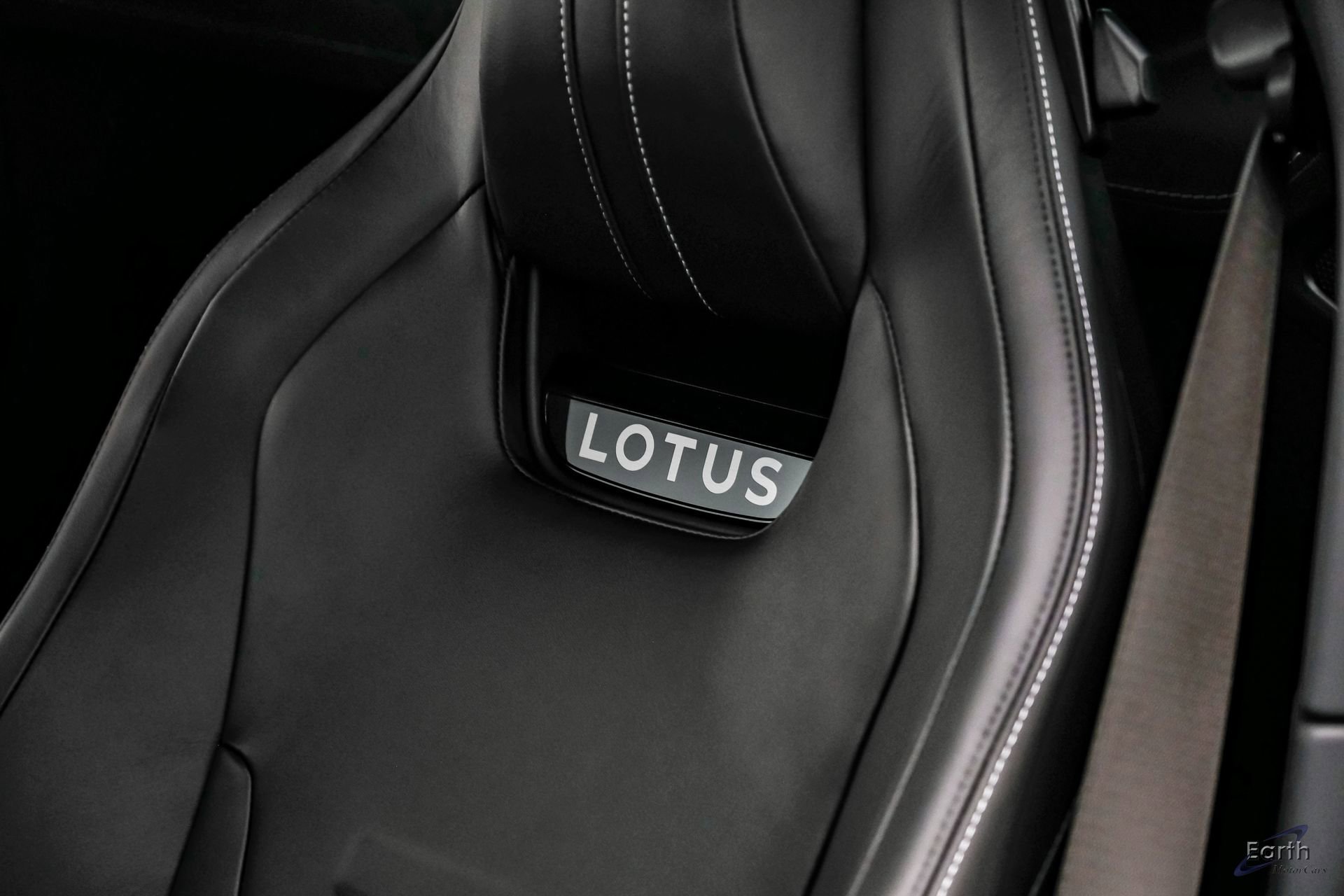 New 2026 Lotus Emira V6 SE RWD image 50