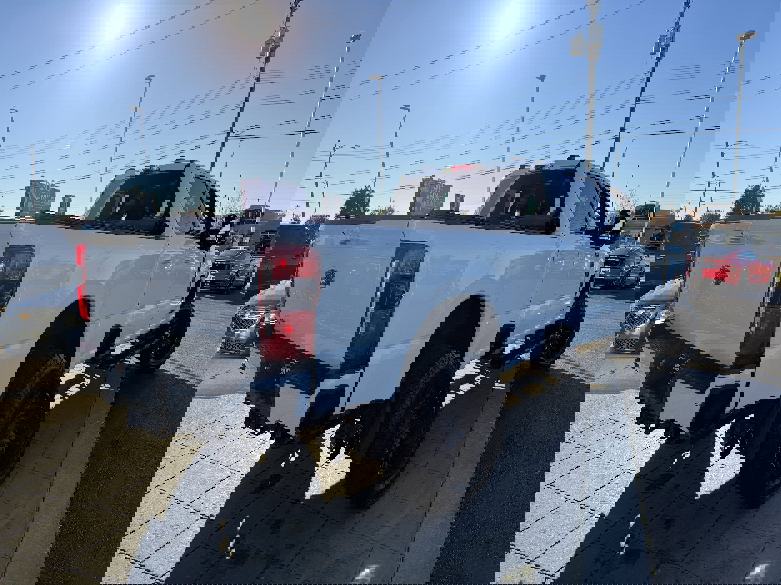 Used 2023 Ford F250 Lariat w/ Lariat Ultimate Package image 3