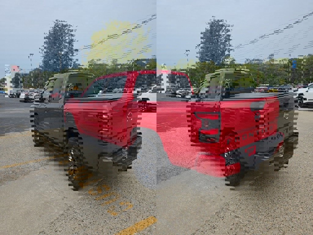 New 2026 Nissan Frontier SV image 9