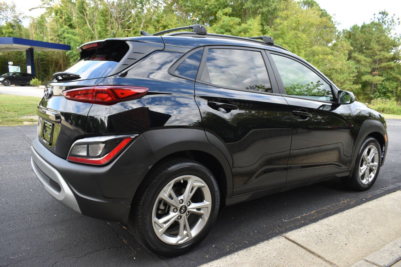 Used 2023 Hyundai Kona SEL FWD image 3