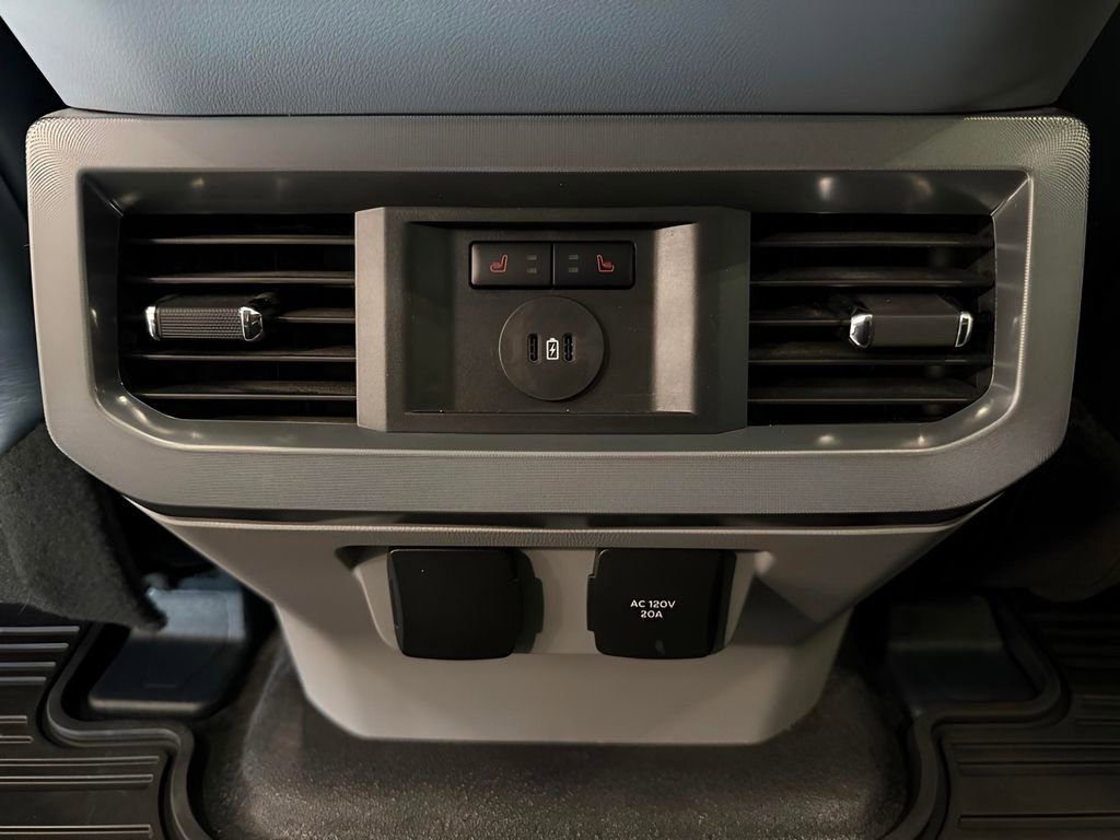 Used 2023 Ford F350 Limited w/ FX4 Off-Road Package image 12