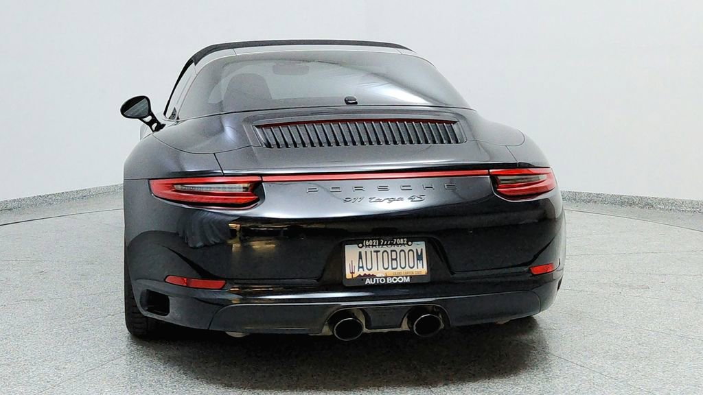 Used 2017 Porsche 911 Targa 4S image 4