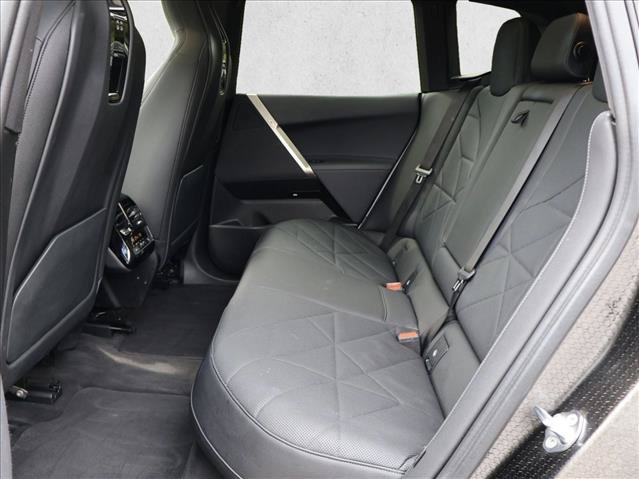 Used 2023 BMW iX xDrive50 w/ Sport Package AWD/4WD image 23