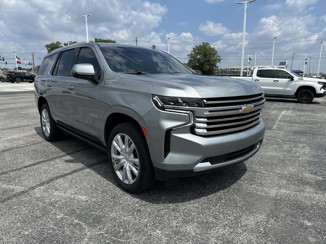 Used 2024 Chevrolet Tahoe High Country w/ Premium Package AWD/4WD image 11