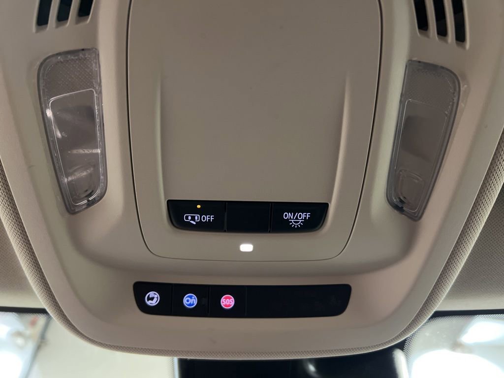 Used 2023 Buick Envision Essence image 24