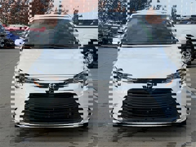 Used 2024 Toyota Corolla LE image 8