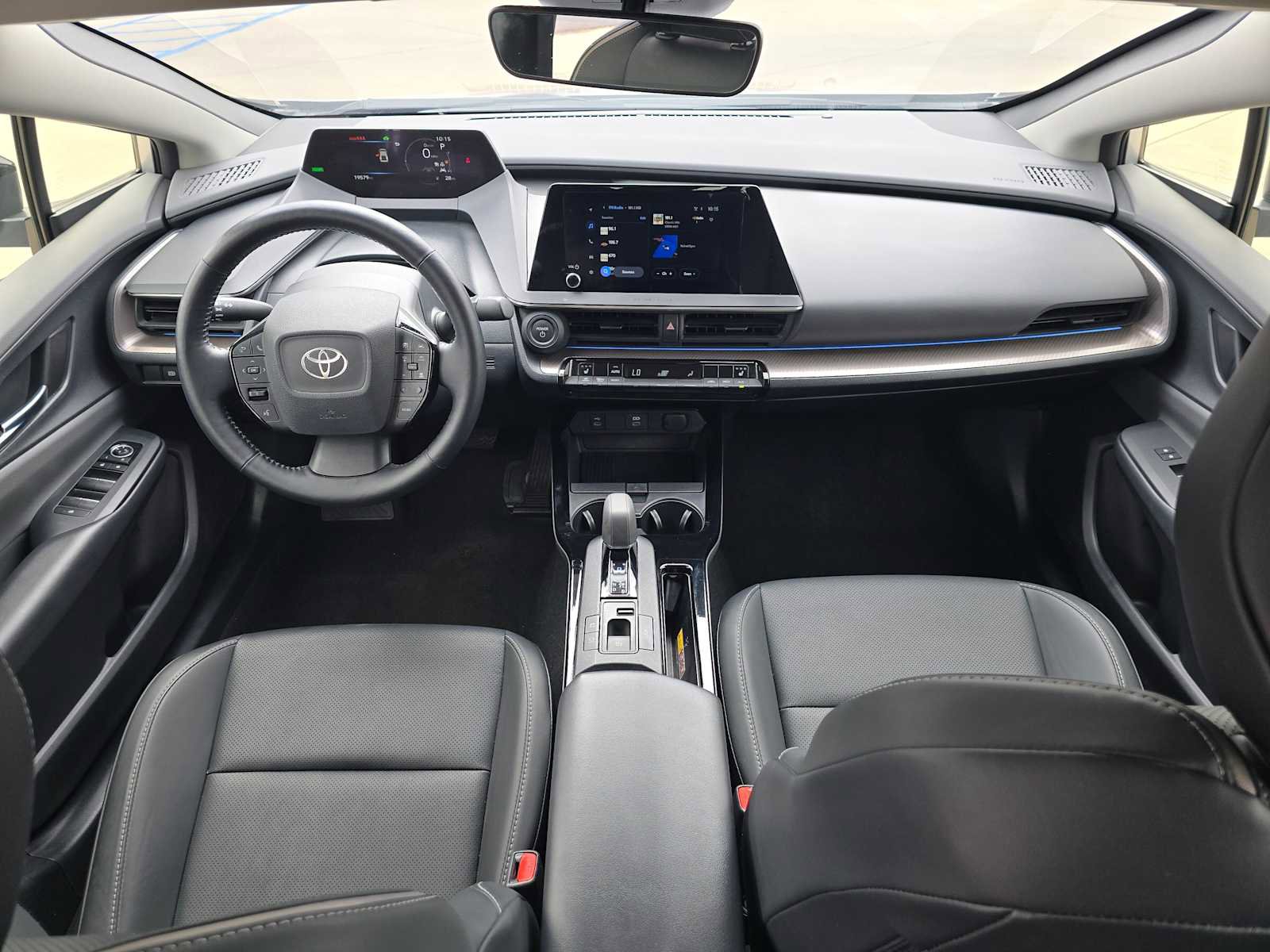 Used 2025 Toyota Prius XLE FWD image 20