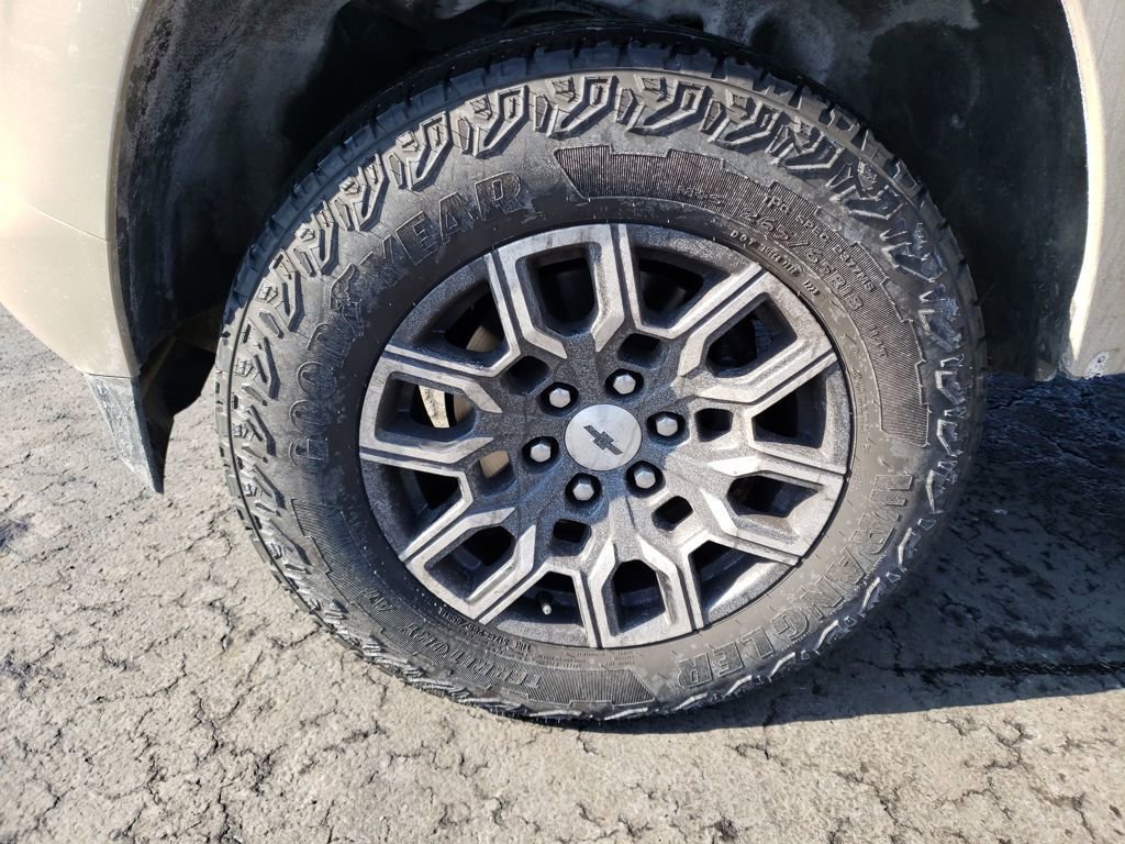 Used 2023 Chevrolet Colorado Z71 w/ Z71 Convenience Package 2 image 26