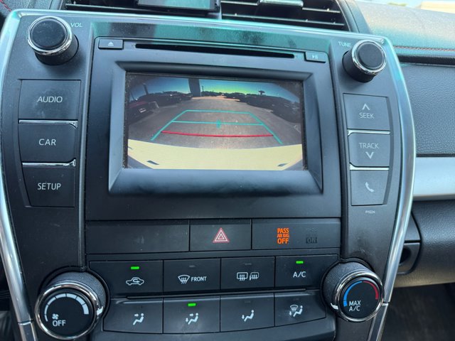 Used 2016 Toyota Camry SE FWD image 22