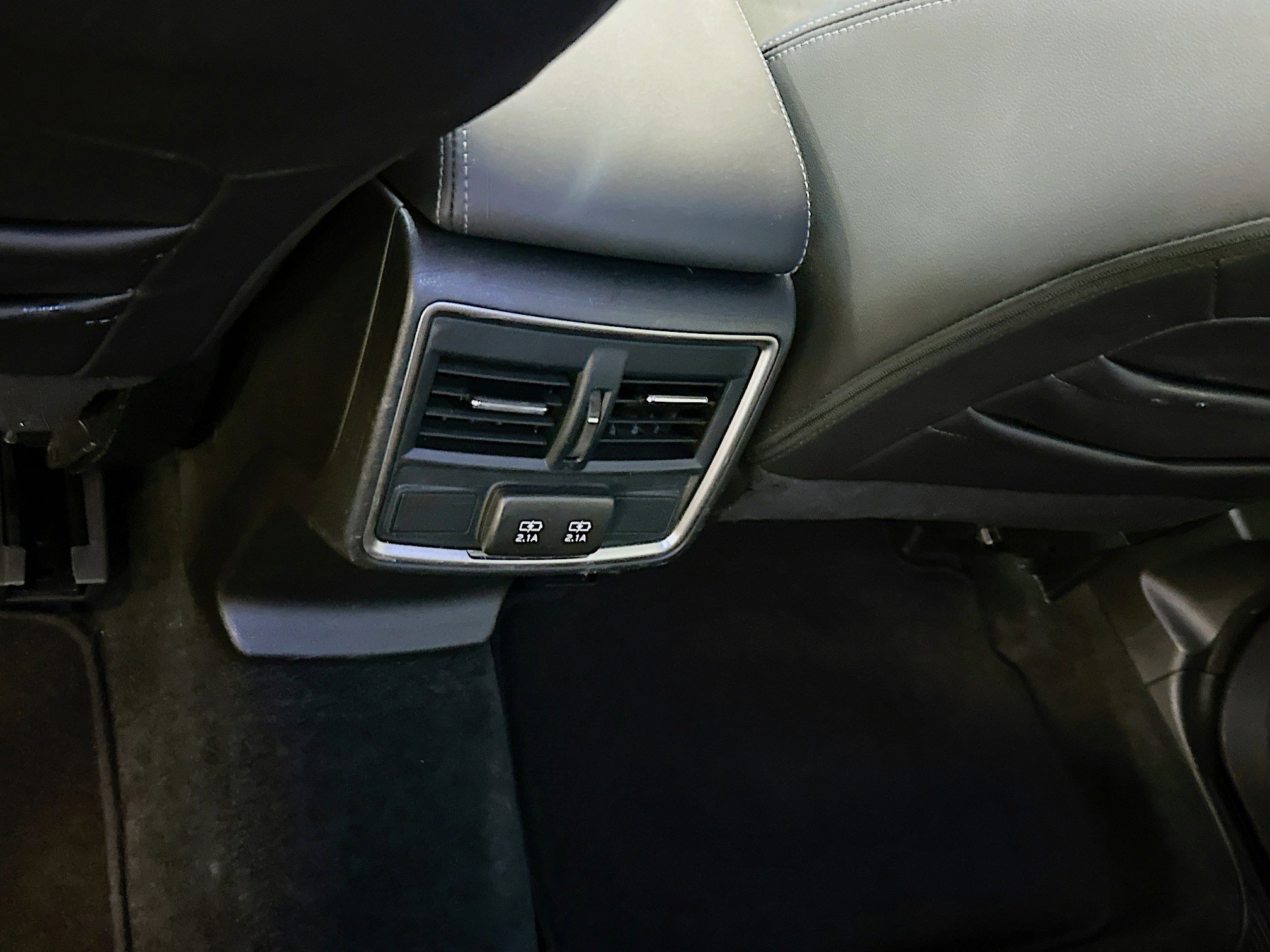 Used 2023 Subaru Forester Limited image 29