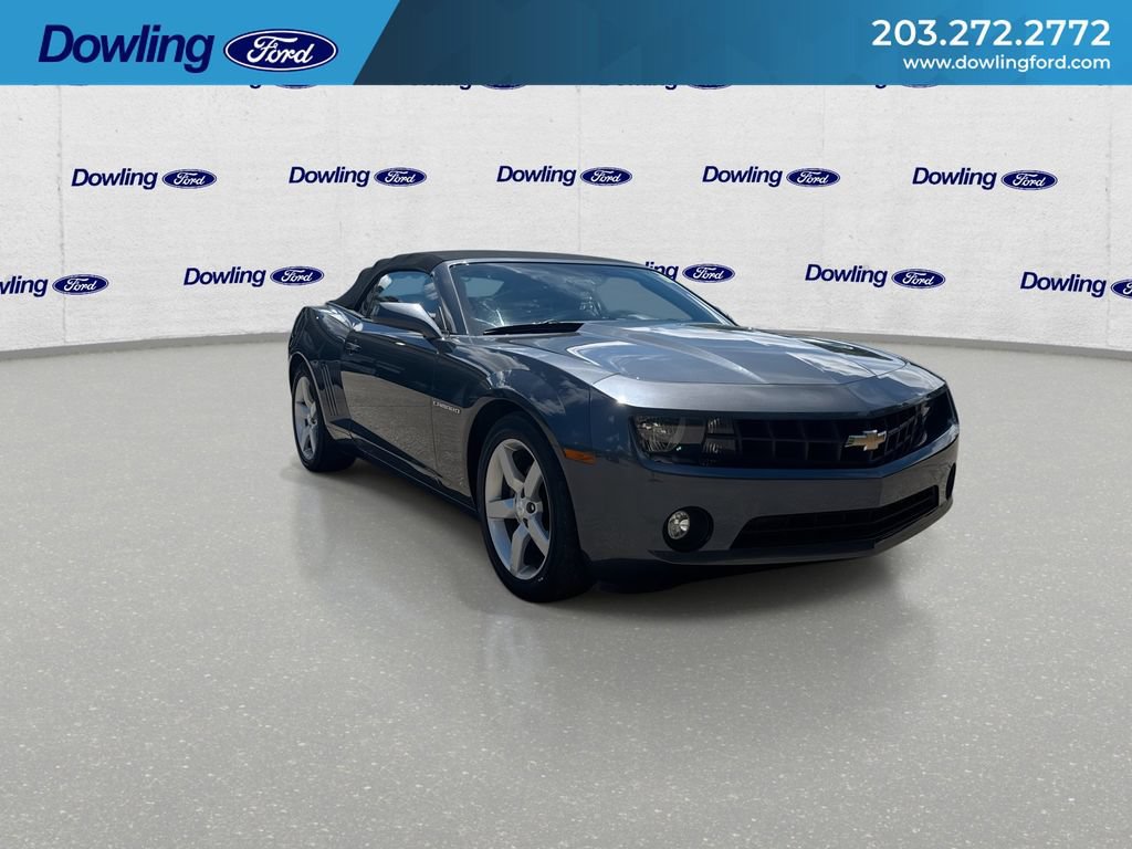 Used 2011 Chevrolet Camaro LT RWD image 2