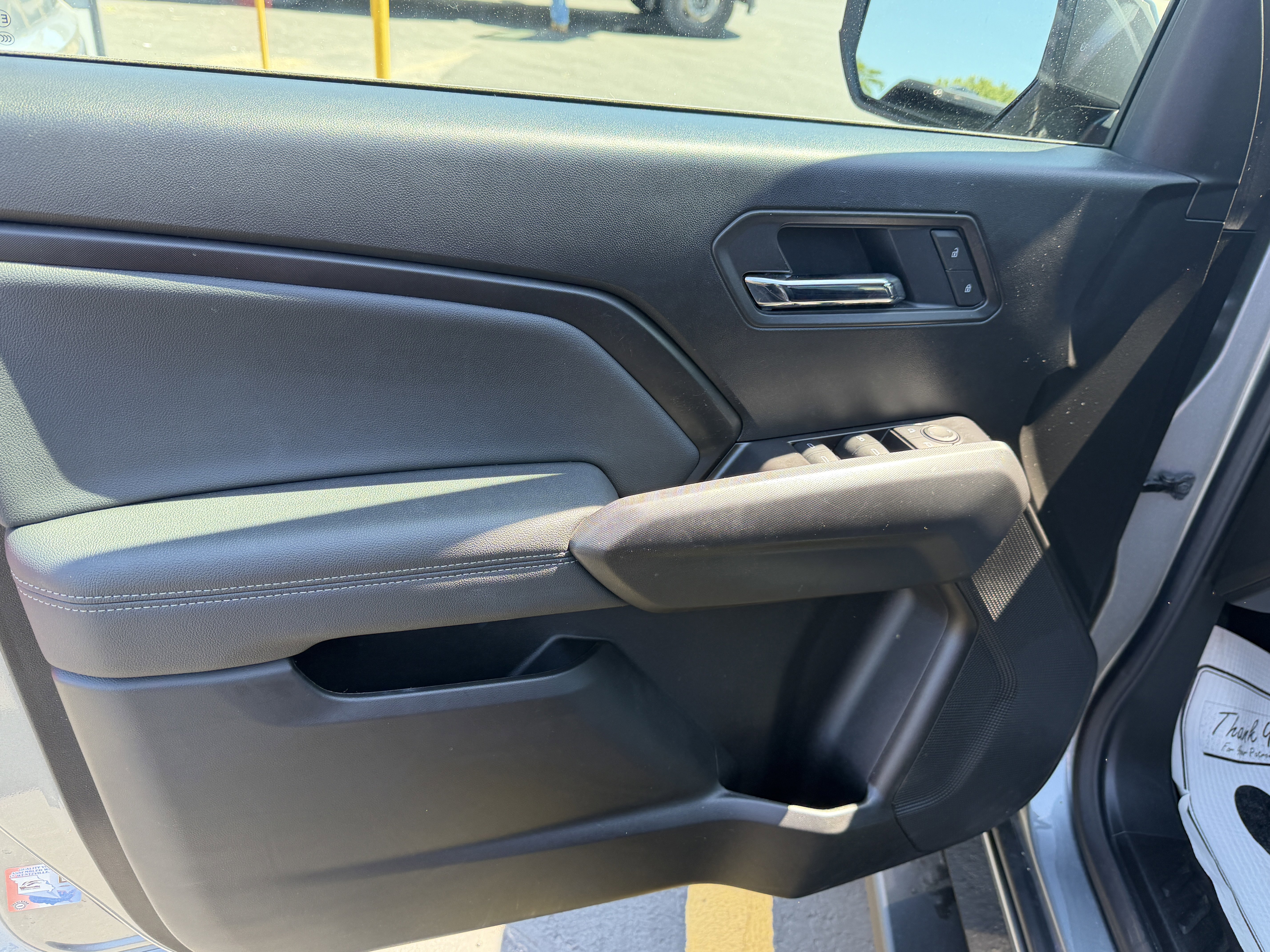 Used 2025 Chevrolet Colorado LT w/ LT Convenience Package AWD/4WD image 14