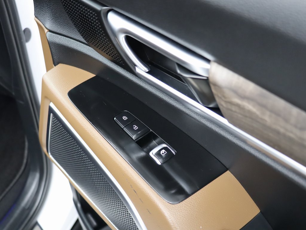 Used 2022 Kia Telluride SX w/ SX Prestige Package image 47