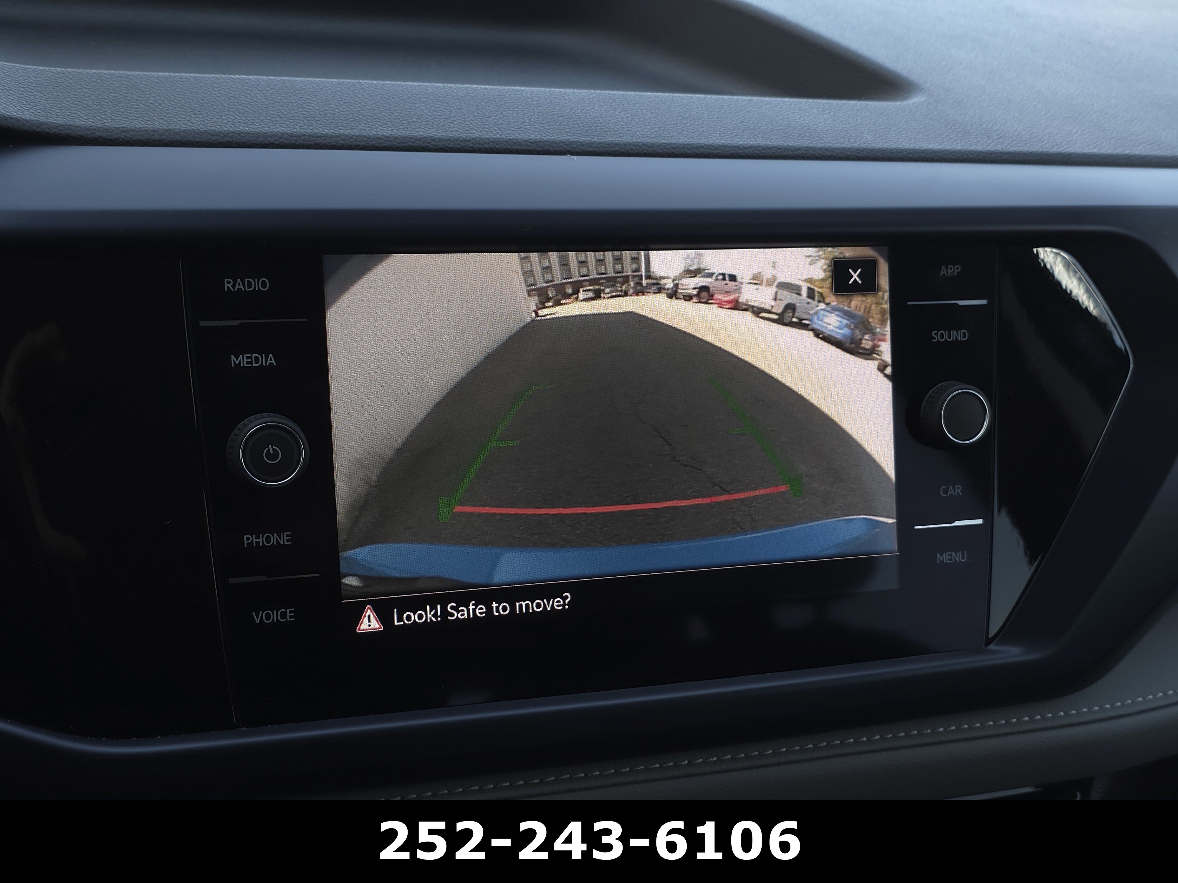 Used 2024 Volkswagen Taos SE FWD image 20