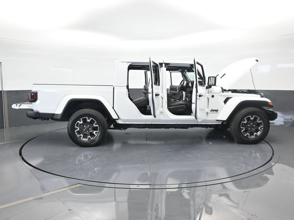 Used 2024 Jeep Gladiator Sport w/ Premium Package image 76