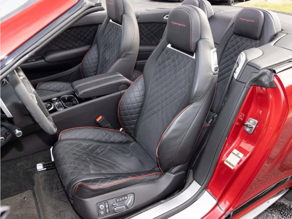 Used 2018 Bentley Continental GT Supersports image 24