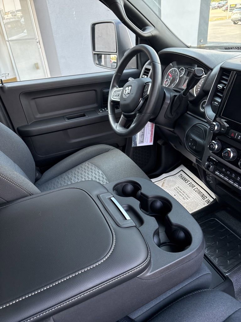 New 2026 RAM 3500 Tradesman w/ Chrome Appearance Group image 25