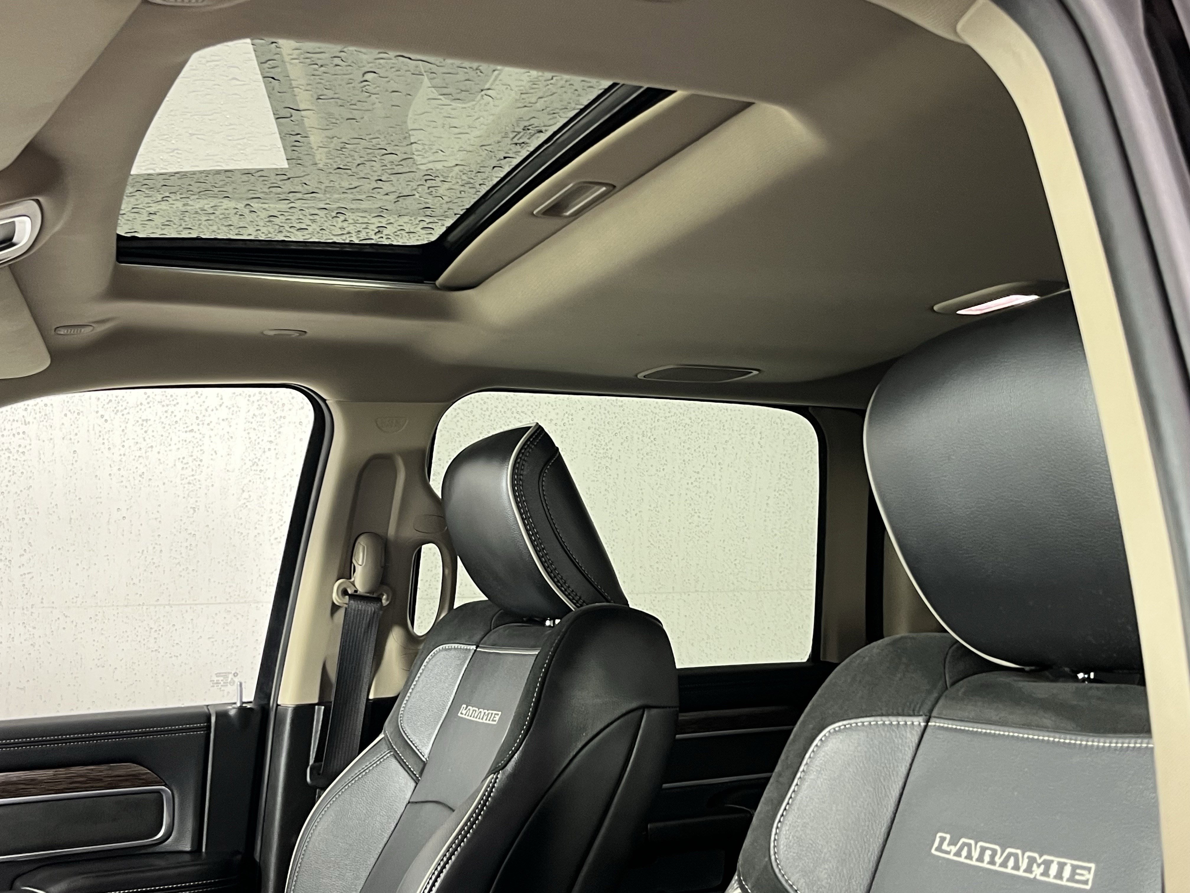 Used 2020 RAM 3500 Laramie image 19