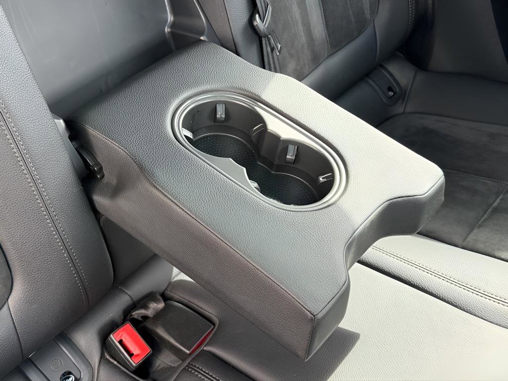 Used 2021 Porsche Macan image 31