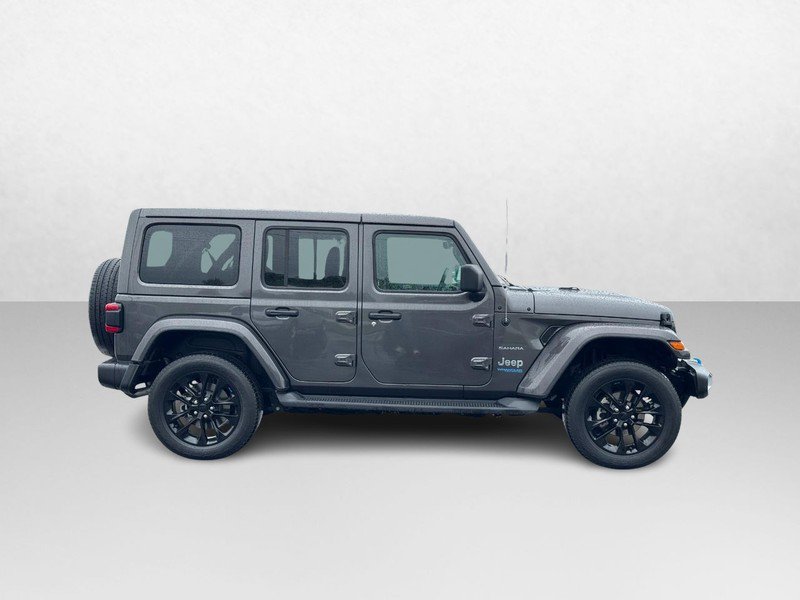 Used 2022 Jeep Wrangler Unlimited Sahara w/ Cold Weather Group image 2