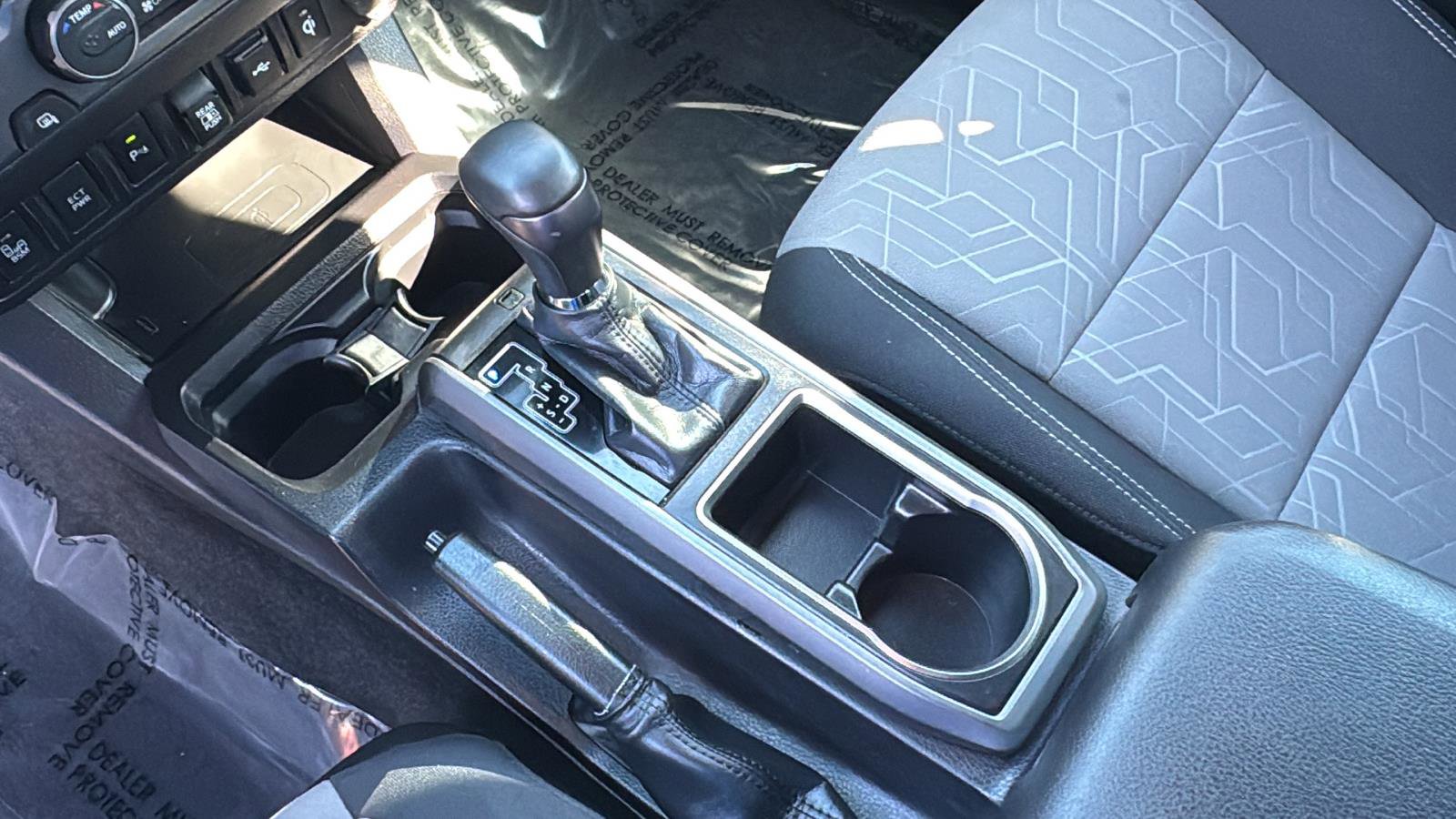 Used 2023 Toyota Tacoma TRD Sport image 21