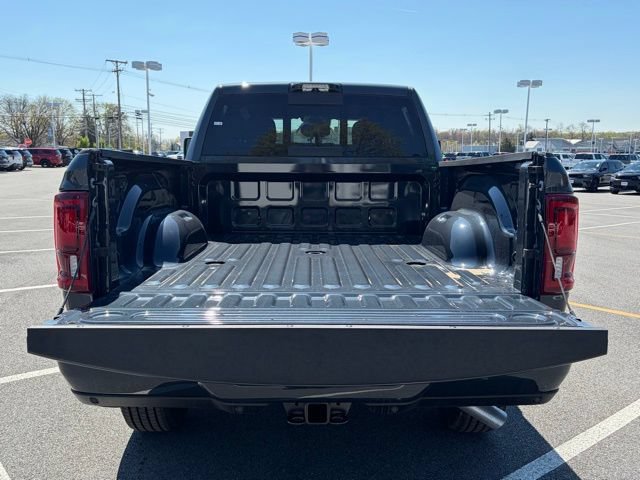 New 2026 RAM 2500 Big Horn AWD/4WD image 6