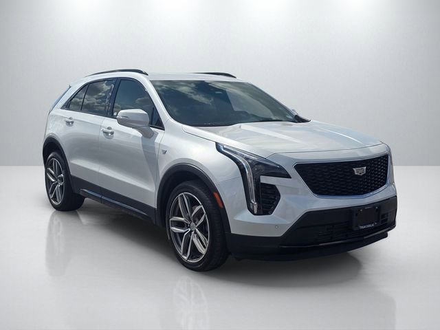 Used 2023 Cadillac XT4 Sport image 3