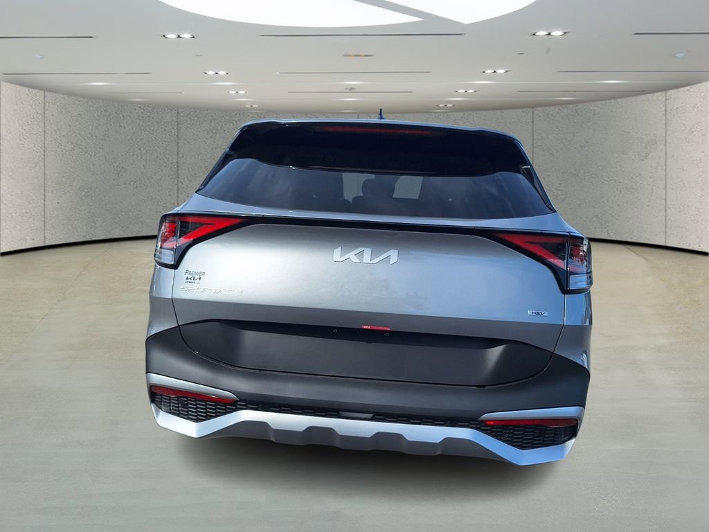 Used 2025 Kia Sportage LX image 4