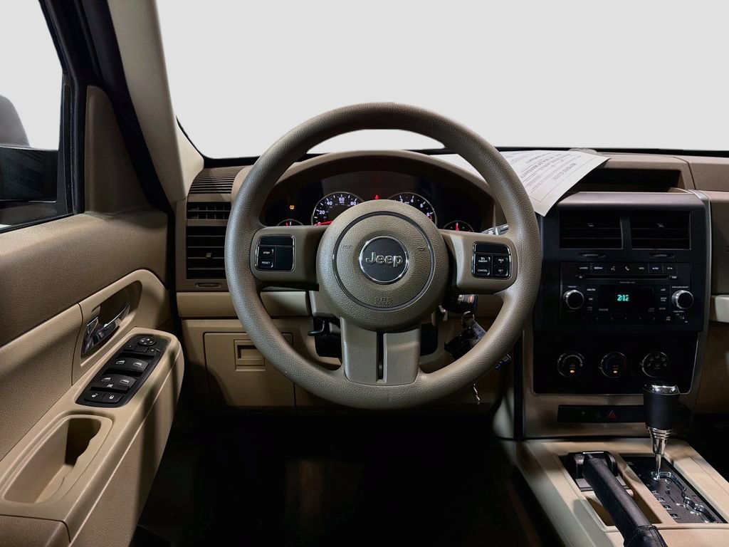 Used 2011 Jeep Liberty Sport AWD/4WD image 20