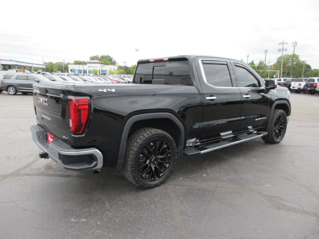 Used 2022 GMC Sierra 1500 SLT w/ SLT Premium Package AWD/4WD image 6