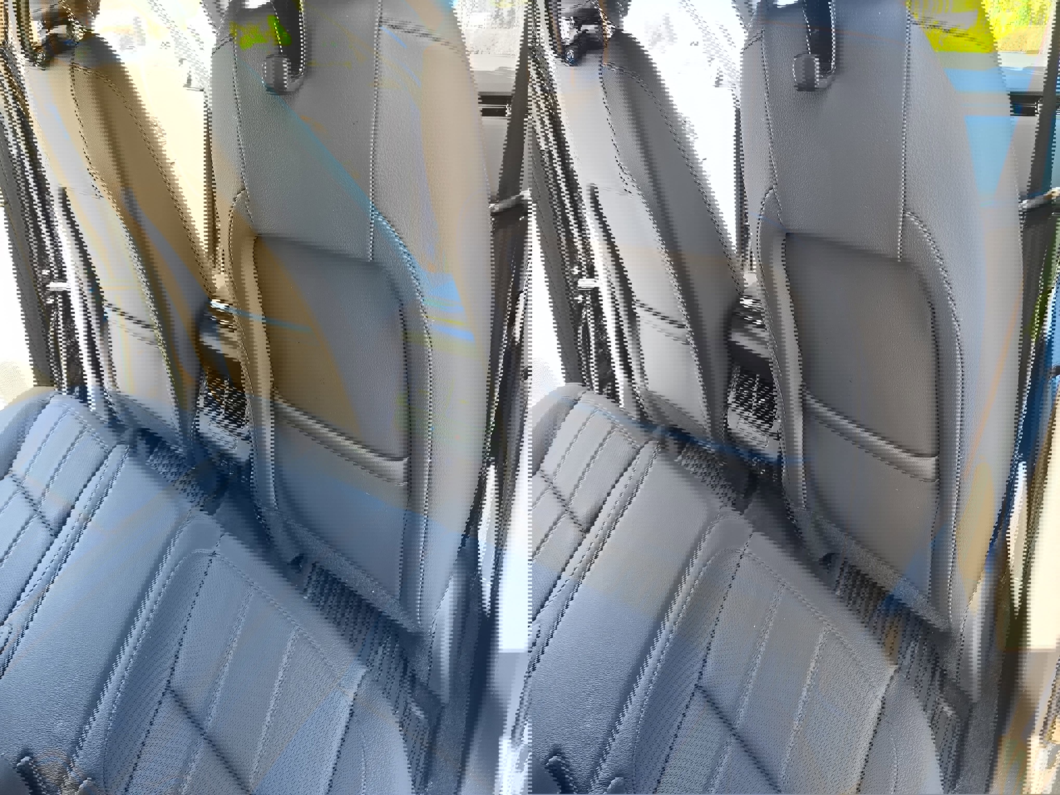 Certified 2026 Land Rover Range Rover Evoque Dynamic SE image 11