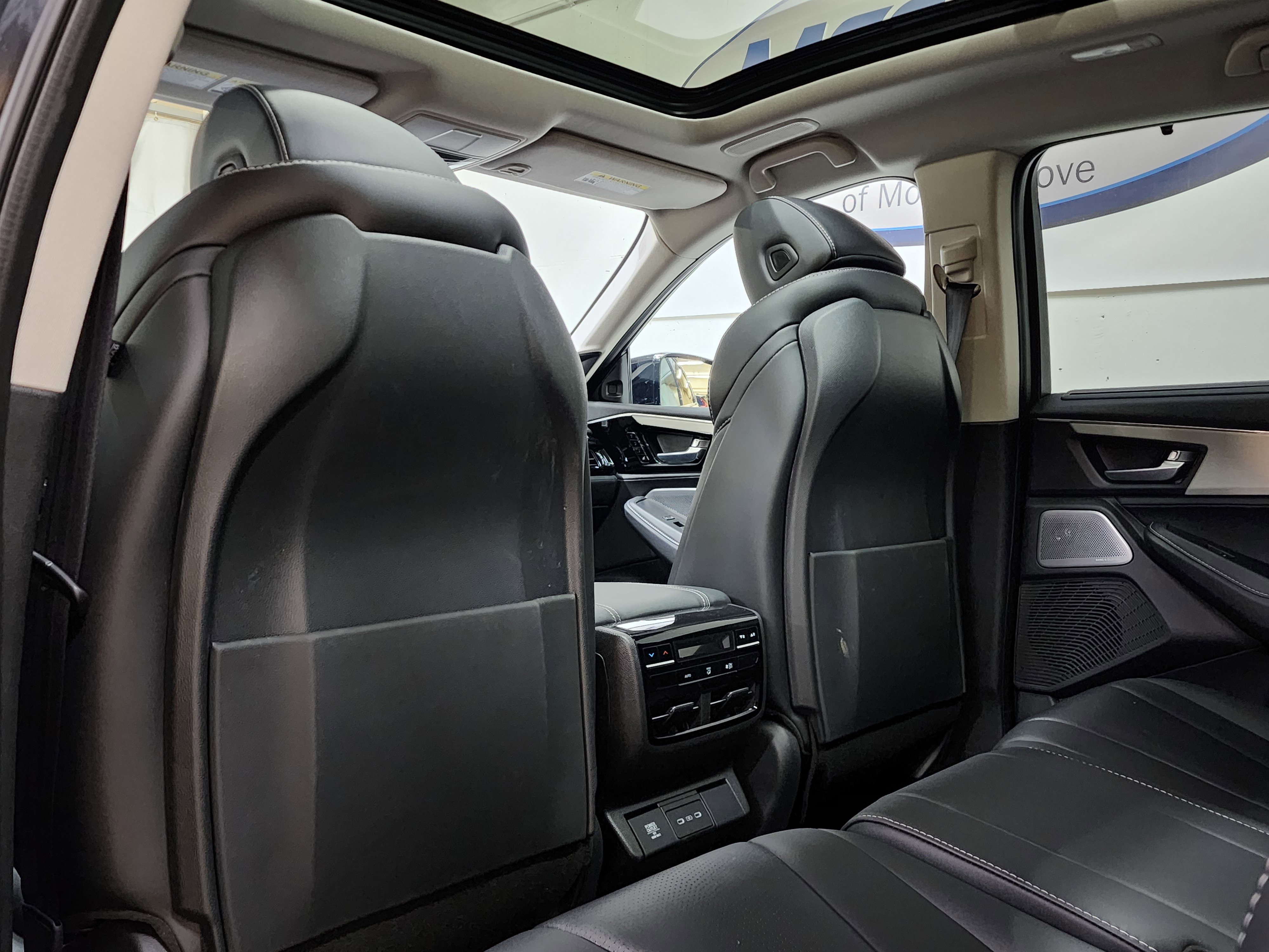 Certified 2025 Acura MDX SH-AWD w/ Technology Package image 16