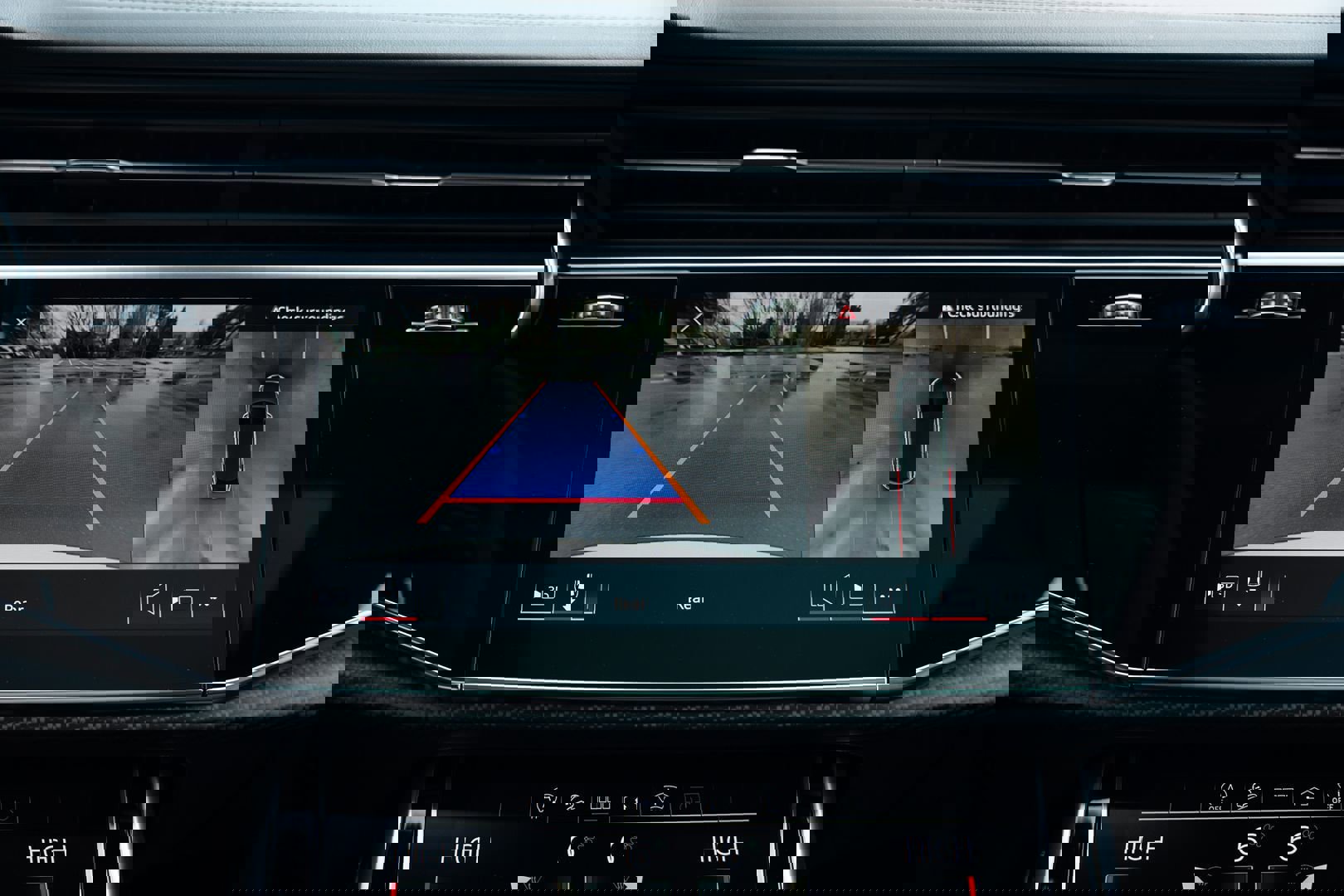 Used 2022 Audi RS Q8 image 18