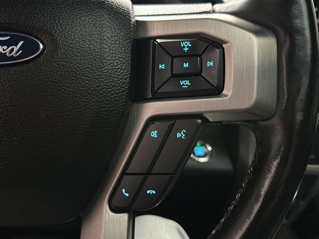 Used 2018 Ford F150 Platinum w/ Equipment Group 701A Luxury AWD/4WD image 28