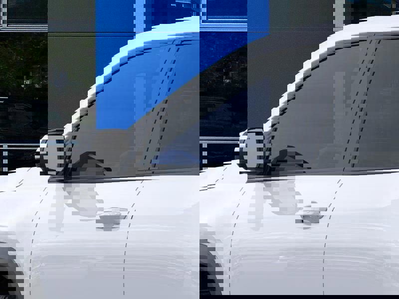 New 2026 Chevrolet Equinox LT image 12