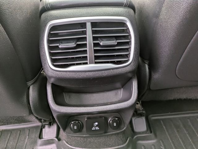 Used 2019 Hyundai Santa Fe AWD image 27